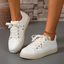 2025 Early Spring & Autumn White Sneakers, Suitable For Outdoor Trips, Travel, Casual Wear, Women's Printed Flat Thick Sole Sport Shoes, Lightweight White Athletic Shoes Suitable For Students, Breathable And Comfortable, Suitable For Daily Wear, Fashionable And Versatile, Suitable For School And Leisure Activities