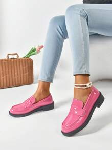 Women's British Style Patent Leather Slip-On Flats, Soft Sole, Fashion Versatile Street Style Loafers, Low Heel, Thick Sole, Campus Style