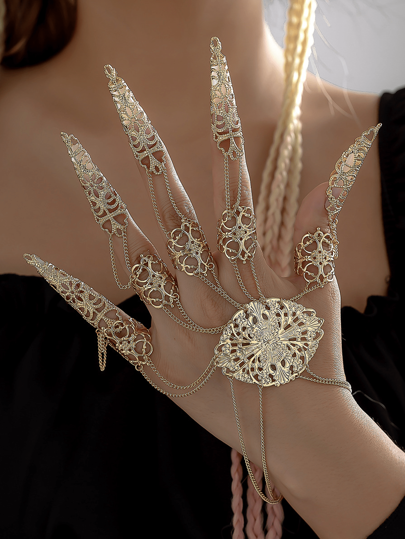 Gothic Metal Chain Linked Finger Hand Chain, Punk Cone Tassel Nail Back Bracelet For Women Halloween