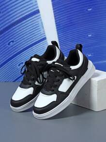 经典黑白时尚运动鞋，休闲运动校园滑板鞋，步行鞋，校鞋，适合作为节日礼物 - 黑與白 - 查看 6