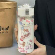 Sanrio Botella de agua linda y kawaii de Sanrio - Vaso de plástico portátil y a prueba de fugas para uso en la oficina y fiestas, botella de agua linda