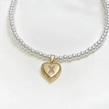 Mặt dây chuyền trang trí hình trái tim và ngọc trai giả Cubic Zirconia 26 chữ sang trọng, thích hợp cho tiệc tùng và đeo hàng ngày - Vàng - Xem 9