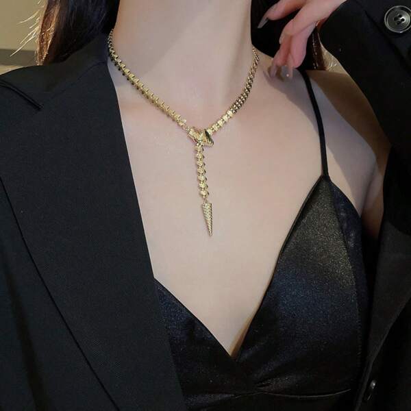 JOJELOO 1pc Snake Shape Metal Necklace, Minimalist Chic Stylish Personalized Collarbone Chain, Versatile & High-End