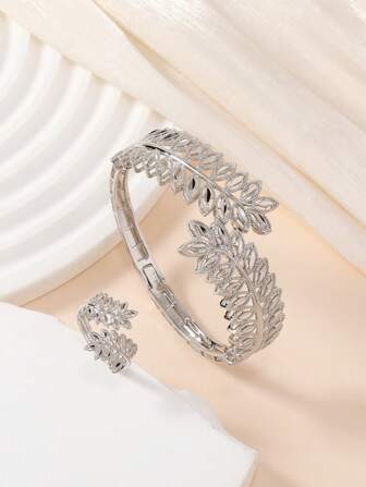 1 件时尚 18k 镀金花朵开口手链戒指套装女士手链 1 戒指 1