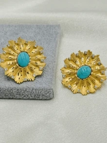 1 Pair Fashionable Retro Exaggerated Golden Round Hoop Earrings - Gold - View 4