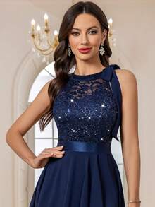 MIUSOL 亮片花卉蕾丝拼接露背派对礼服，适合生日、婚礼宾客、晚宴及其他场合，夏季优雅之选。 - 藏蓝色 - 查看 9