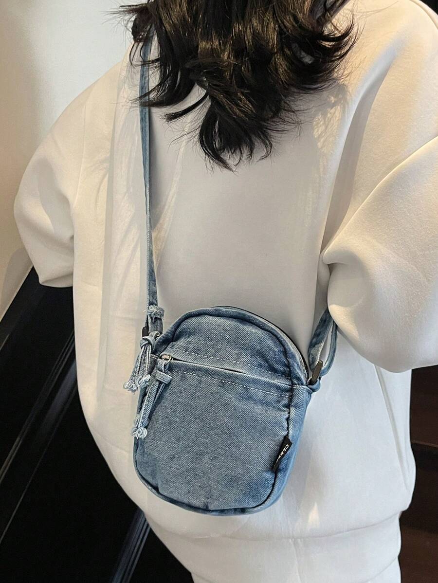 Light Blue Small Shoulder Bag, Compact Crossbody Bag For Women, Can Fit Phone, Ideal For Outings And Photography - Baby Blue - View 1