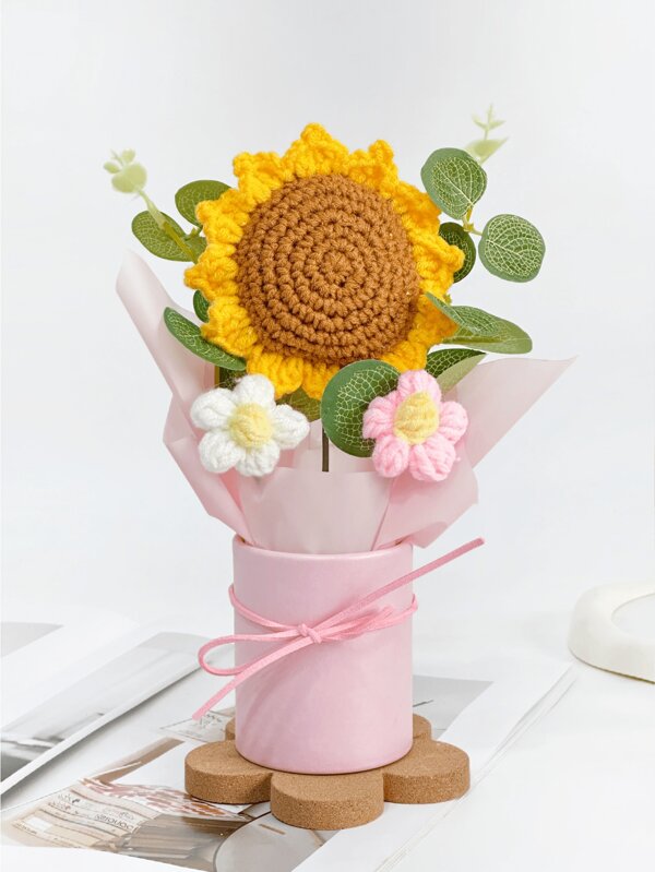 1 Set de ramo de flores artificiales hechas a mano con lana, que incluye 2 piezas de flores de ganchillo, 1 pieza de girasol, flores de tela tejida, y un recipiente, adecuado como regalo para el cumpleaños, aniversario, Día de la Madre, San Valentín, bodas, fiestas, decoración del hogar, mesa, dormitorio, baño, escritorio, plantas falsas y talla grande.