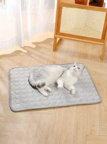 Waterproof Durable Pet Cooling Mat,Breathable Summer Cat/Dog Bed Cooling Ice Silk Mat (Machine Washable), Suitable For Small/Medium/Large Cats And Dogs, Chilled Silk Surface Keeps Your Pets Cool And Comfortable - 1 Pc Or 2 Pcs Available