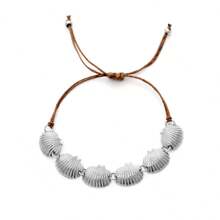 1pc Women Creative Adjustable Fan-Shaped Shell Necklace, Exaggerated Large Shell Versatile Pendant