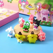 Sanrio 40 sztuk Sanrio Surprise Pack Decor, zestaw breloków, nowy stylowy czarny piękny melodia Hello Kitty Sanrio Family Mystery Box, brelok, zawieszka, dekoracja, prezent urodzinowy i walentynkowy dla mężczyzn i kobiet