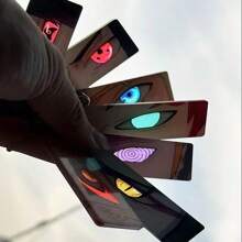 1pc Creative Glow-In-The-Dark Eye Shaped Pendant Charm, Anime Acrylic Luminous Eye Keychain