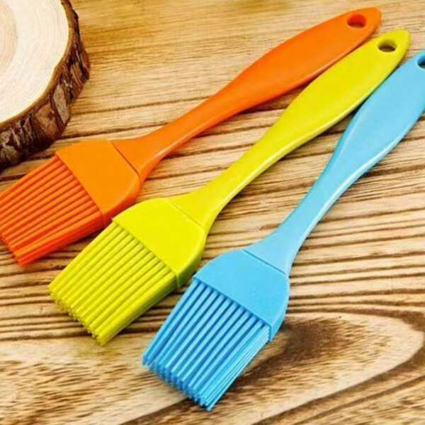 1pc Orange Silicone Basting Brush, Kitchen Pancake Baking Grill Sauce Brush For Cakes, Desserts, And Baking