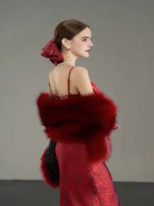 女士披肩仿毛皮斗篷，简约优雅背心开衫，适合婚礼、节日礼服外套 - 酒紅色 - 查看 3