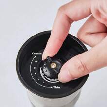 Black & White Pepper Grinder, Manual Grinding Bottle Small Seasoning Jar Glass Salt & Pepper Shaker With Ultra Fine Powder Grind