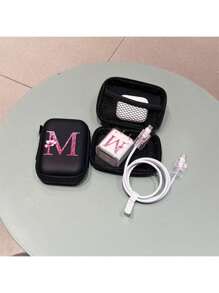 1 Peça Conjunto (1 Peça Bolsa Organizadora de Cabo de Dados + 1 Peça Estojo Protetor de Carregador + 2 Protetores de Porta de Cabo + 1 Peça Abraçadeira de Cabo) Design de Flor e Alfabeto Impresso UV, Compatível com Carregador Rápido Apple