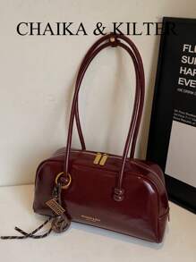 1 件 CHAIKA & KILTER 女士亮面 PU 皮革单肩包，时尚大容量保龄球包，配有双手柄和拉链开合，适合日常和外出（随吊坠出售）