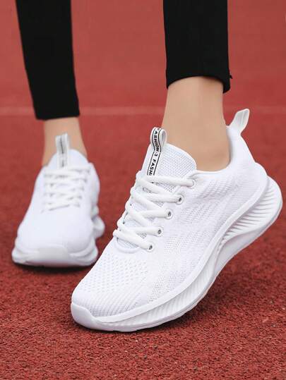 STARNOVO 2026春夏新款白色系带女式运动鞋，圆头低帮厚底防滑鞋，时尚透气厚底学生运动鞋