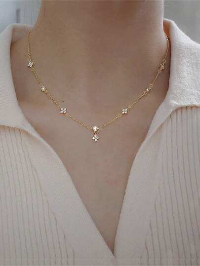 1pc Women's Necklace, Copper Alloy Cubic Zirconia Four-Leaf Clover Tassel Pendant Necklace, Layering Daily Accessory Gift (Random Pendant Quantity)