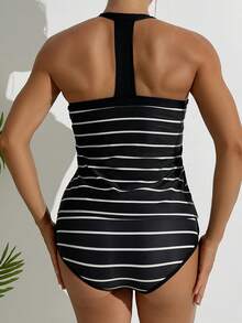 Women's Sexy Halter Neck Backless Stripe Slimming Tankini Set, For Summer Beach Vacation - Black and White - View 2