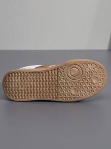 女士新款时尚豹纹厚底运动鞋休闲滑板鞋，平底真皮女鞋，现代时尚百搭轻便舒适滑板鞋 - 黃豹紋 - 查看 7