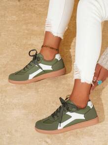 Casual Low-Top Sneakers - Green And White Dual-Color Design, PU Covering, Comfortable Fabric Lining, All-Season Lace-Up Shoes, Suitable For Casual Wear - Green - View 4