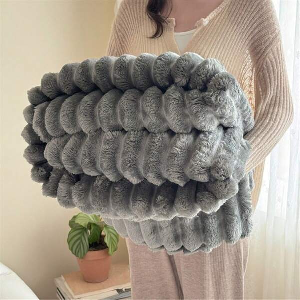 1pc Solid Color Cozy Plush Throw Blanket, Soft Warm Fuzzy Fleece Blanket, Multipurpose Cover For Bed, Couch, Travel, Office, All Season Use, Home Decor, Perfect Gift For Friends & Family