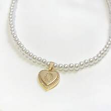 Mặt dây chuyền trang trí hình trái tim và ngọc trai giả Cubic Zirconia 26 chữ sang trọng, thích hợp cho tiệc tùng và đeo hàng ngày - Vàng - Xem 15