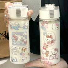 Sanrio Botella de agua linda y kawaii de Sanrio - Vaso de plástico portátil y a prueba de fugas para uso en la oficina y fiestas, botella de agua linda