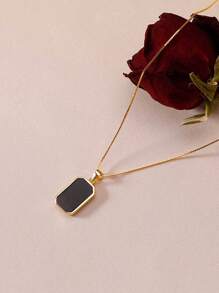 1pc Women's Black Rectangle Pendant Necklace, Minimalist & Elegant Style Dainty Clavicle Chain For Daily Wear