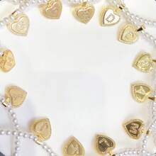 Mặt dây chuyền trang trí hình trái tim và ngọc trai giả Cubic Zirconia 26 chữ sang trọng, thích hợp cho tiệc tùng và đeo hàng ngày - Vàng - Xem 3