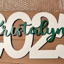 Regalos de graduación para ella, letrero con nombre de graduado 2025 2026, decoraciones de graduación personalizadas, letrero con nombre de niño como regalo de graduación para nieto, graduación de Kendel - Multicolor - Ver 4