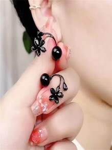 1 Pair Black Flower & Faux Pearl Earrings, Korean Style Stud Earrings, Unique High-End Niche Earrings For Autumn/Winter
