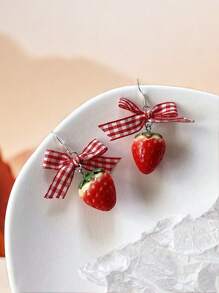 1 Pair Cute Strawberry Cake Stud Earrings, Lovely Girl Earrings, Sweet Bow New Design Earrings For Women, Boucle D'oreille Jewelry Women Bohemia (Handmade Bow & Strawberry May Have Minor Defects On Surface, Normal)