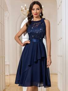 MIUSOL 亮片花卉蕾丝拼接露背派对礼服，适合生日、婚礼宾客、晚宴及其他场合，夏季优雅之选。 - 藏蓝色 - 查看 6