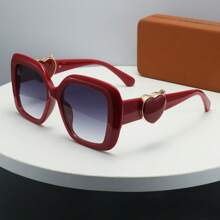 The Latest Love Fashion Glasses Fashion TR Frame Love Temples Fashion Large Frame Face Covering Fashion Glasses Fashion With Casual Gifts