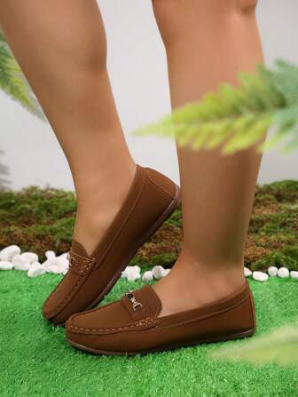 大码女式平底一脚蹬鞋，沙滩、休闲、度假、居家、户外、金链装饰、百搭、舒适、柔软、防滑