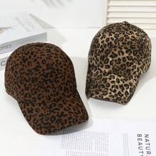 1pc Women's Leopard Print Stylish Sexy Baseball Cap, Leopard Print Casual Street, Party Cute, Made Of Polyester, No Decoration, Suitable For All Seasons
