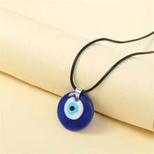1pc Devil's Eye Circular Pendant Necklace, Minimalist & Fashionable