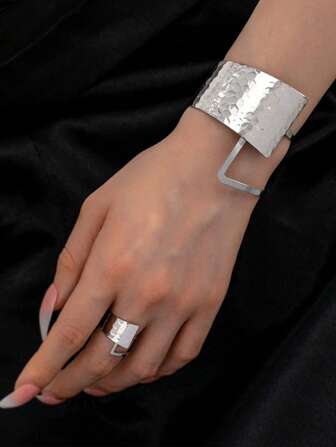 1 套几何手链和戒指首饰套装，时尚日常佩戴