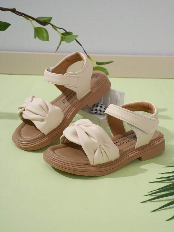 1 Pair Princess Style Casual Flat Sandals For Girls, Solid Color, Spring/Summer
