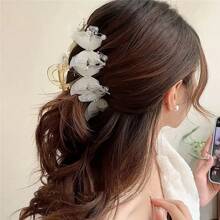 1 peça de grampo de cabelo borboleta grande com pérolas falsas e strass, doce e fofo, adequado para uso casual diário, saídas, combinação de festa, disponível em branco e rosa, acessórios de cabelo, grampos de garra, grampo de mandíbula de cabelo, grampo de cabelo para outono e inverno para roupas de férias femininas