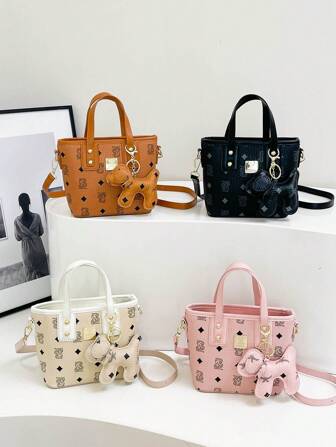 1PC Mini Handbag, Fashion Texture Letter Cute Cartoon Bear Print Popular Bucket Bag Korean Small Bag, Multifunctional One-Shoulder Crossbody Girl's Bag, Suitable For Teenagers, Going Out For Camping, Travel Use, Daily Matching, Suitable For Shopping And Daily Use. No Pendant.