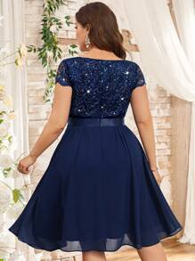 加大深 V 领亮片蕾丝褶边雪纺 A 字下摆晚会摇摆连衣裙，半正式婚礼宾客连衣裙，适合生日、毕业典礼、返校节 - 藏蓝色 - 查看 2