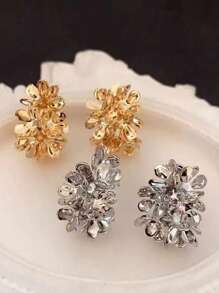 1 Pair French Metal Flower C-Shaped Earrings, Vintage, Unique, Minimalist, Versatile Luxury Earrings