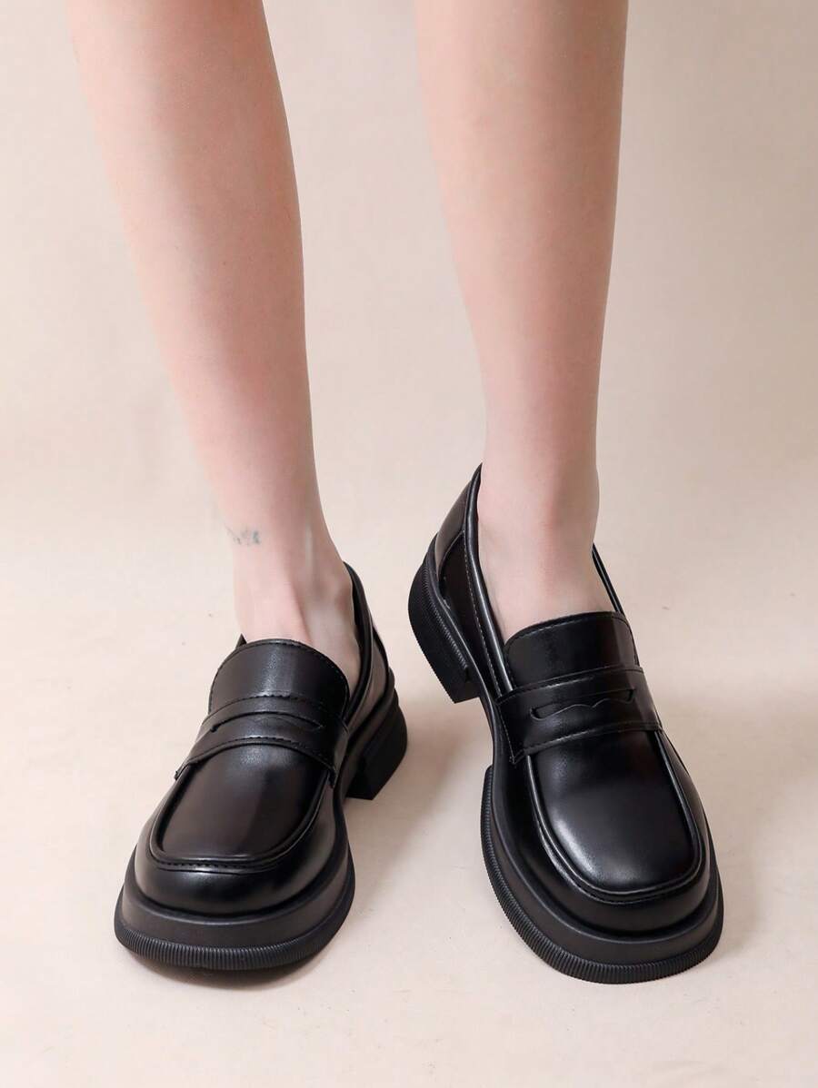 Thick Sole Black Leather Oxford Shoes For Women, British Style New Vintage Flat Round Toe Lace-Up Platform Loafers, Glossy One-Piece Design