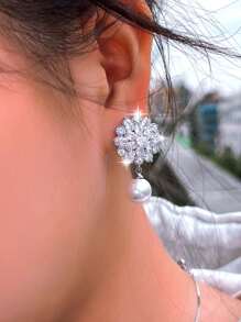 1 Pair Fashionable Zirconia Snowflake Earrings, Bridal Wedding Ceremony Outfit Accessory, Everyday Wear