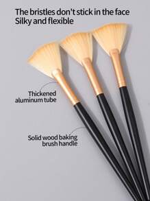 3pcs Fan-Shaped Face Highlighter Powder Makeup Brushes, Soft Hair Beauty Tools For Beginners