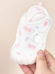 春夏 0-3 岁婴儿初学步鞋防滑软底网眼透气舒适婴儿凉鞋