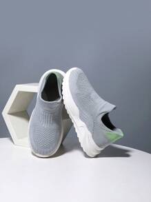 1 Pair Kids' Knitted Sneakers, Slip-On Breathable Running Shoes, Casual Fashion Mesh Sneakers For Students - Grey - View 4